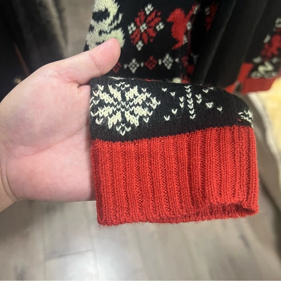 HARRY POTTER Themed Sweater Size Medium Ribbed Pullover Magical Movie Sweater - Picture 8 of 12